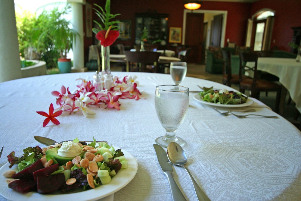 Hawaii Island Retreat 45/66