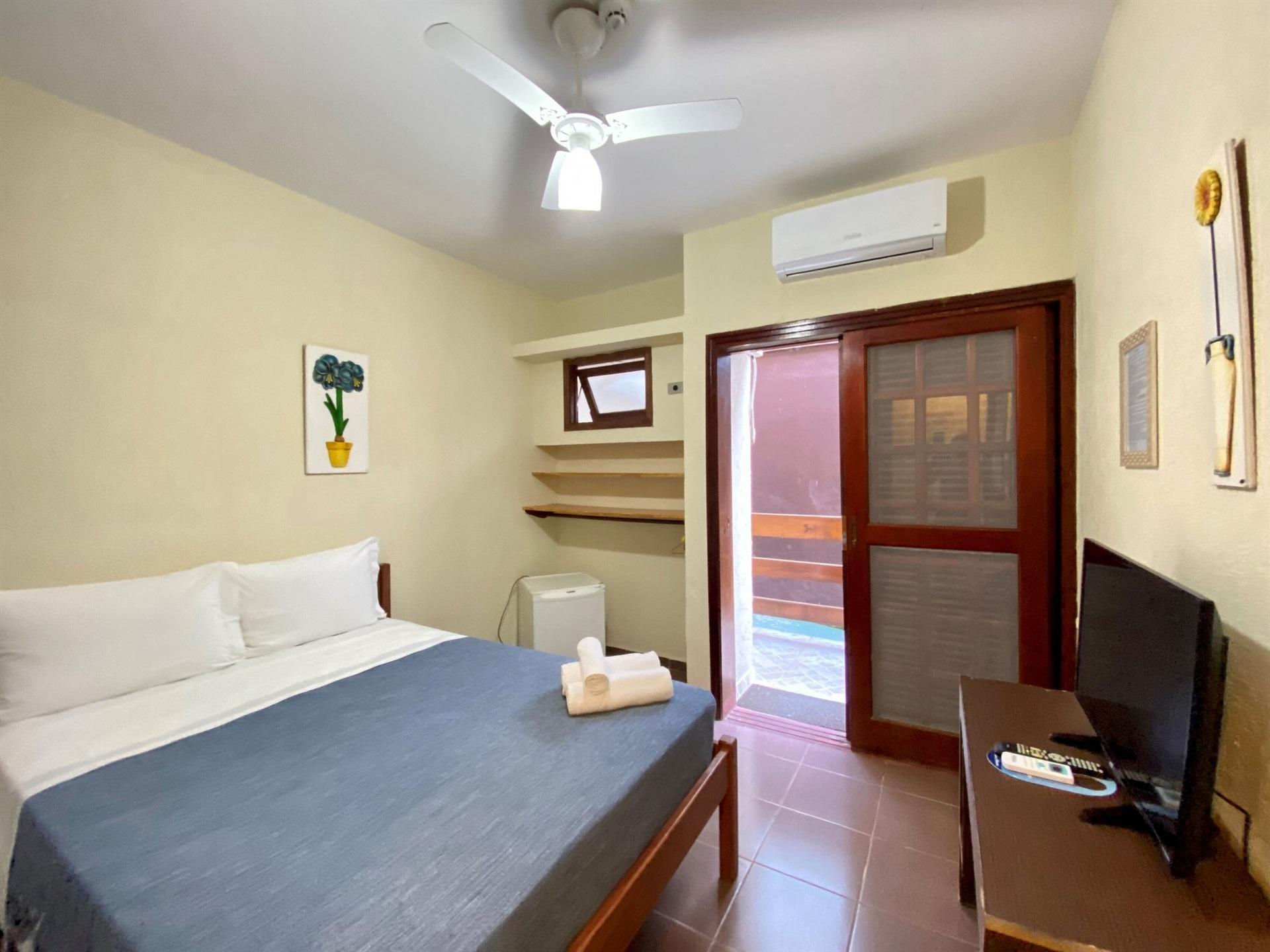 Suite, Side View