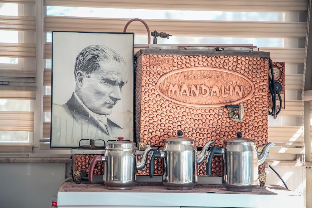 Hotel Mandalin 11/50