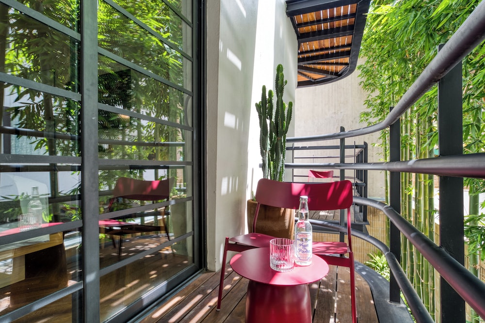 Rodona Hotel 34/50
