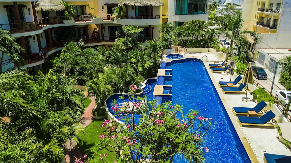 Porto Playa Condo Hotel And Beachclub 41/50