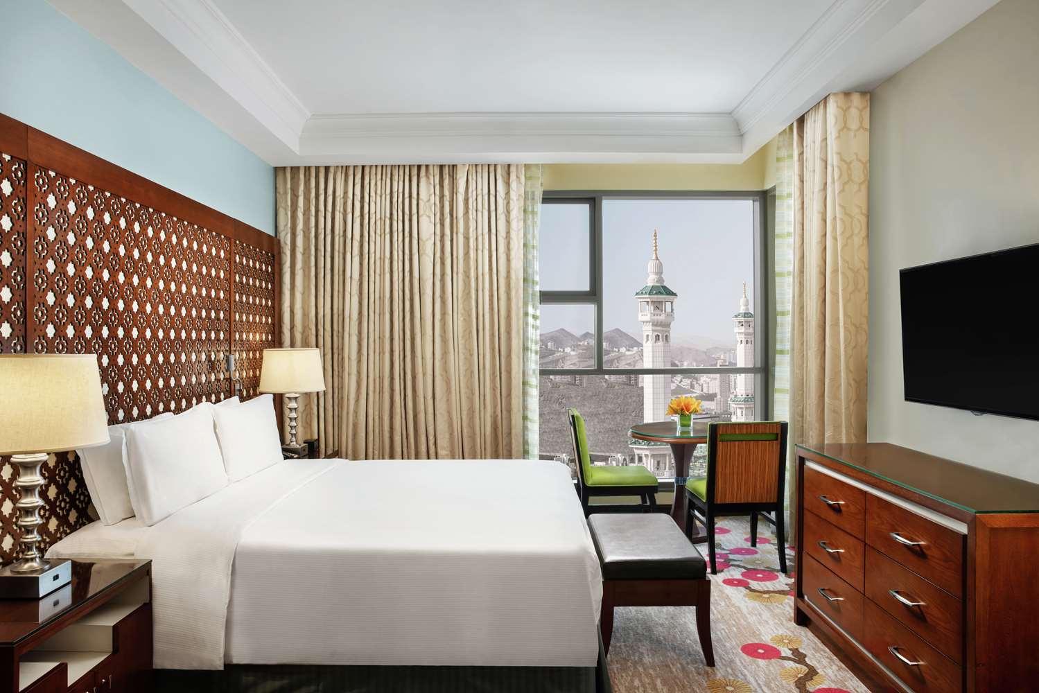 Room, King Bed, Partial Haram View