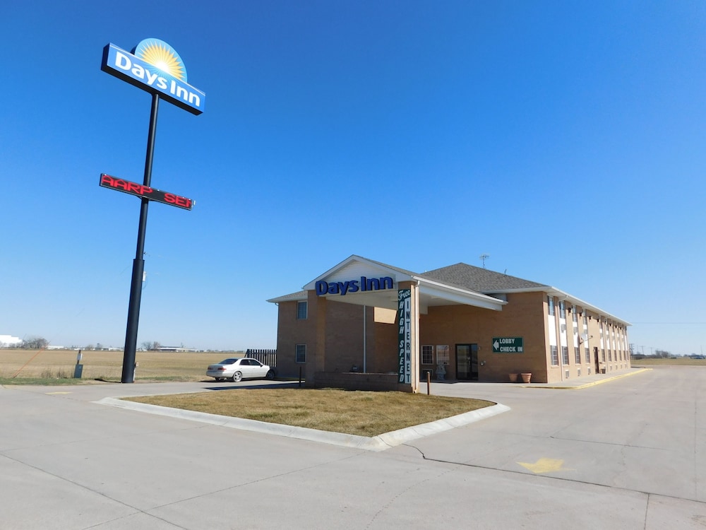 Days Inn by Wyndham Lexington NE 45/46