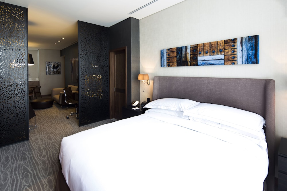 Hilton Mexico City Santa Fe 23/79