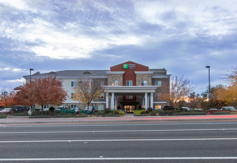 Holiday Inn Express Hotel Suites Roseville Galleria Area 3/49