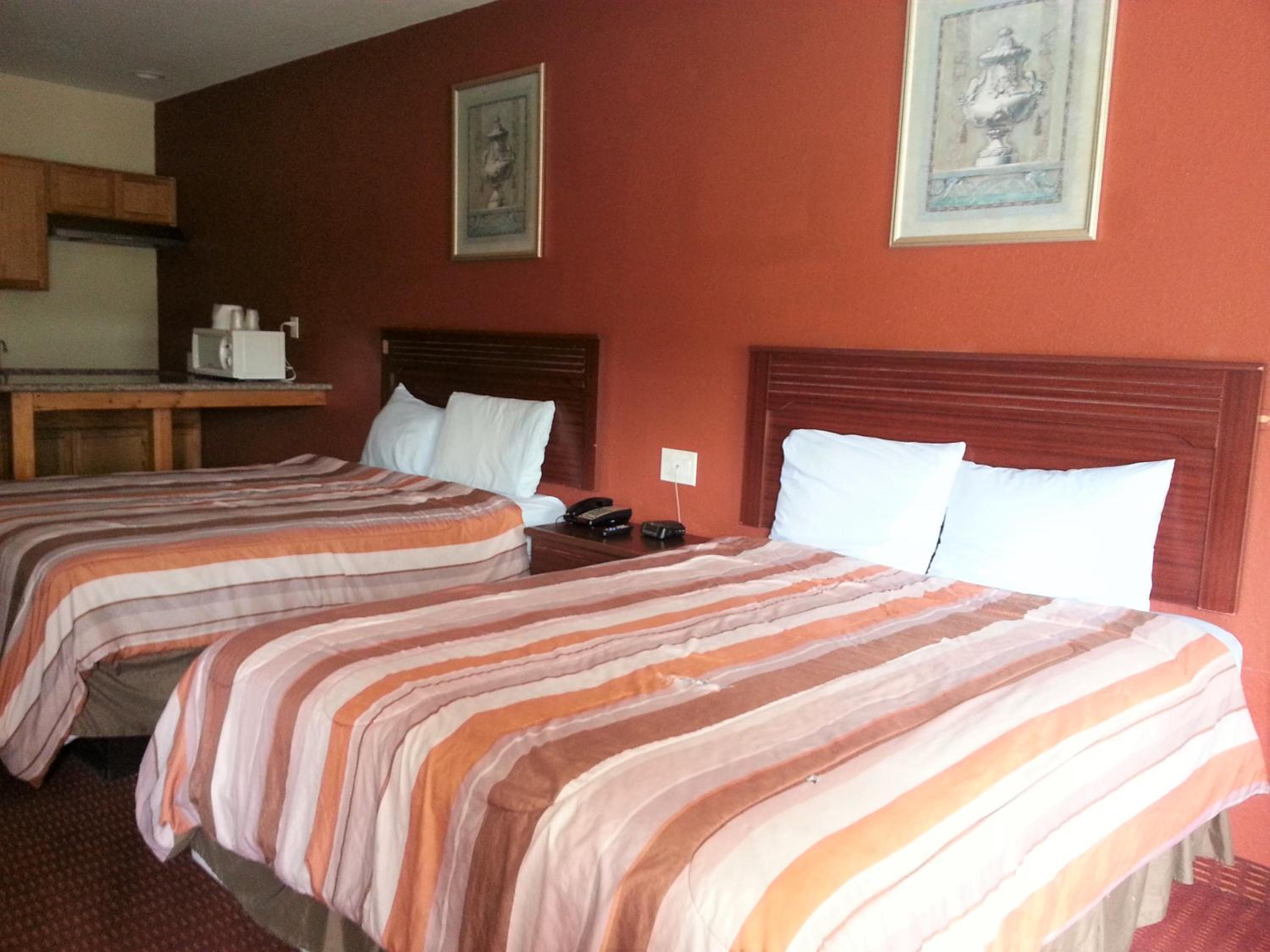 ROOM, KING BED