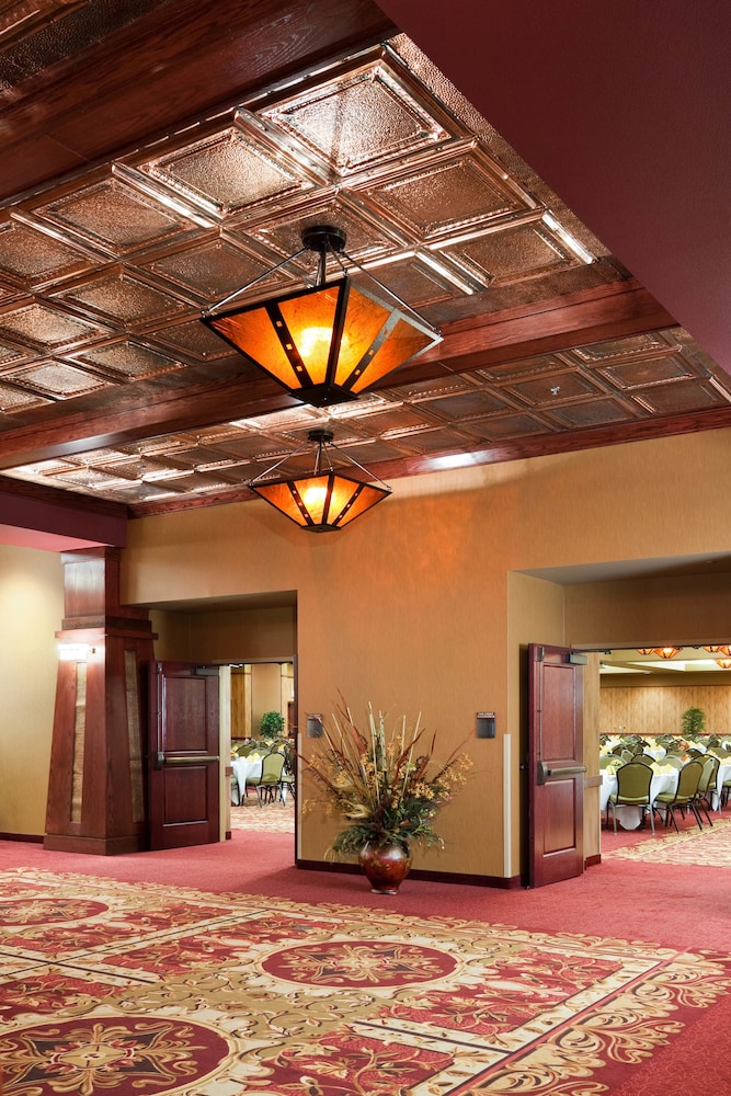 The Lodge At Deadwood Gaming Resort 3/69