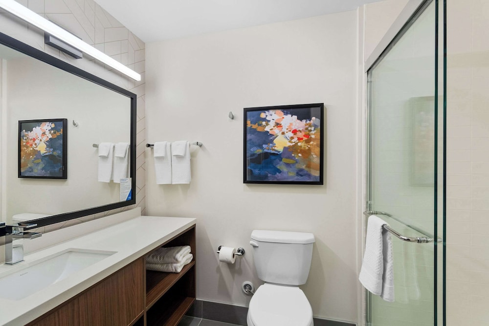Everhome Suites Lexington - Horse Park 33/36