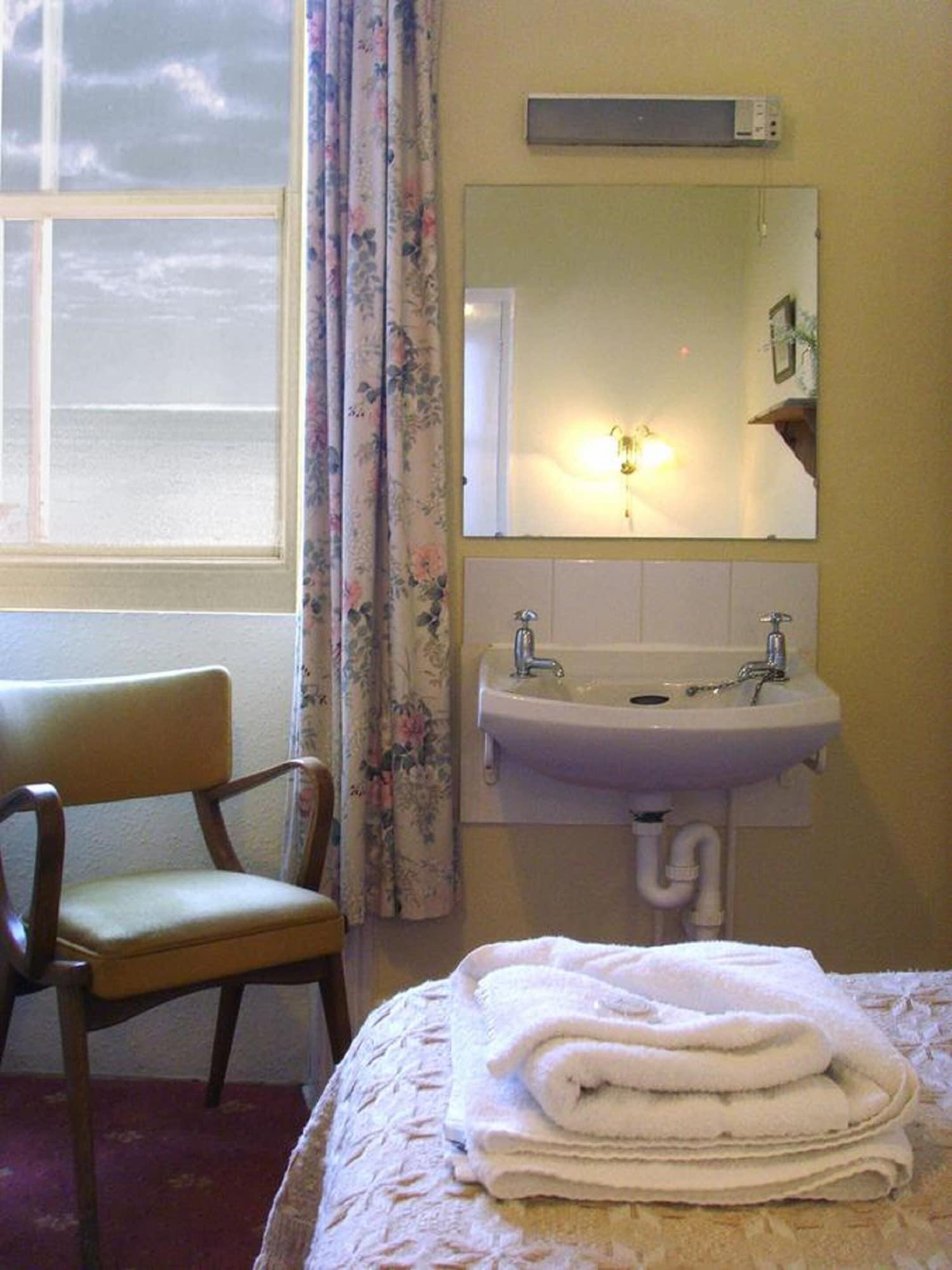 Alexandra Hotel Eastbourne 8/34