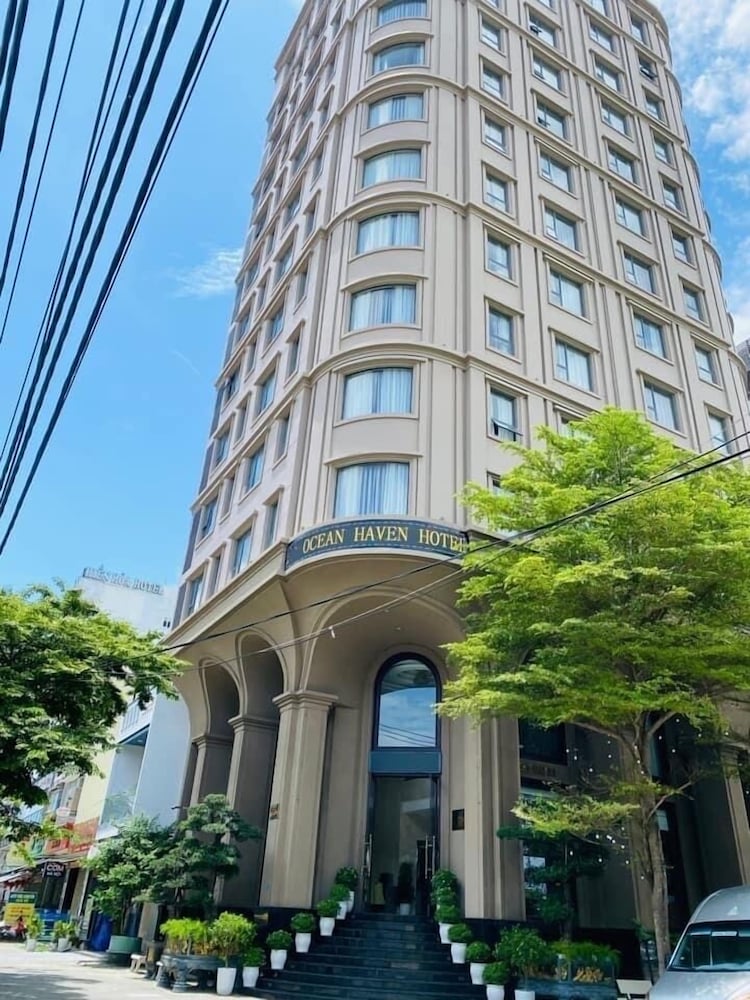 Ocean Haven Hotel 51/67
