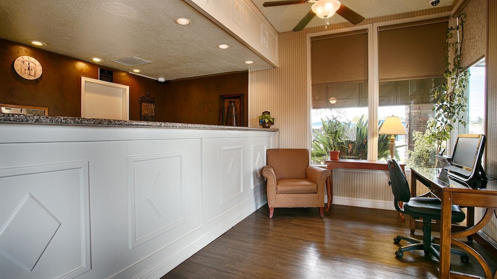 Days Inn & Suites by Wyndham Lodi 3/36