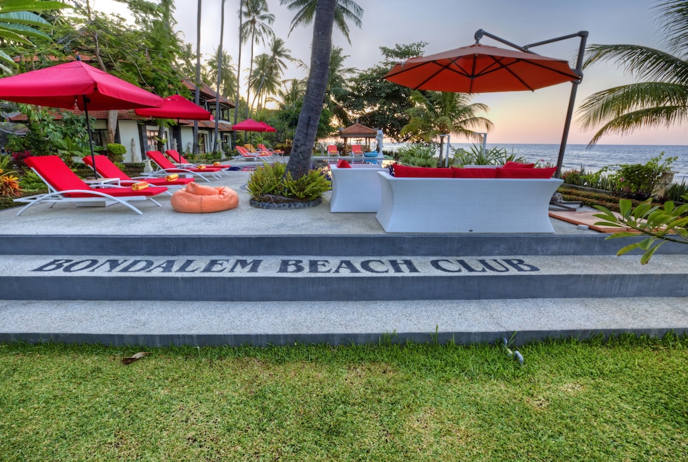 Bondalem Beach Club 54/71