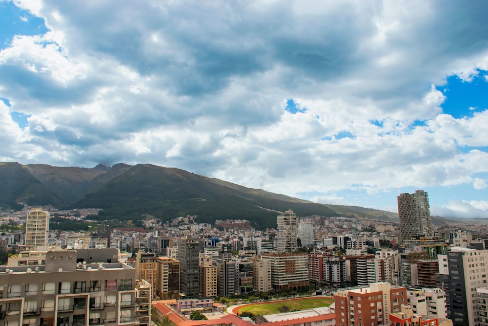 Go Quito Hotel 48/50