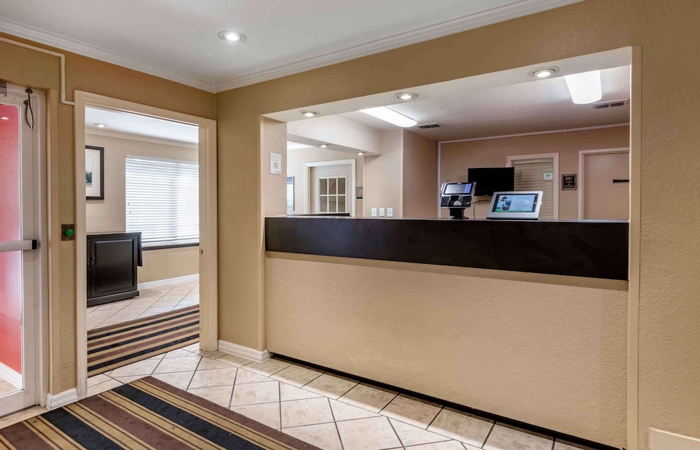 Extended Stay America Suites Orlando Altamonte Springs 7/58