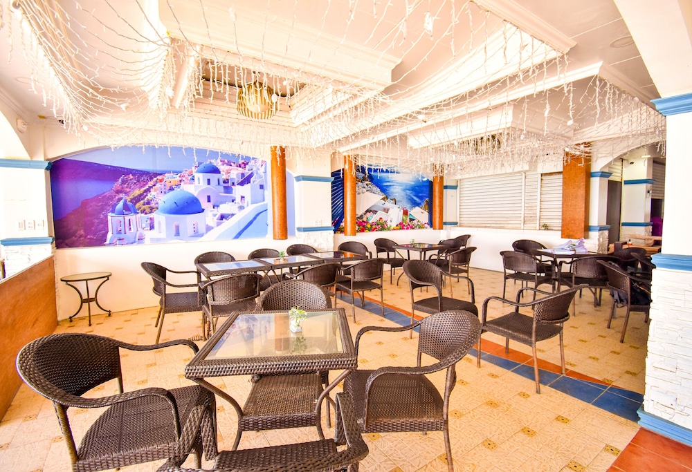 Dreamwave Hotel Puerto Galera 35/42