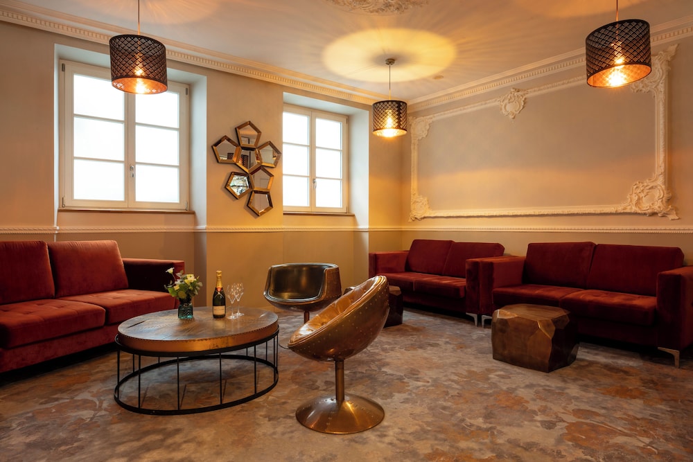Jean Moat Hatel Spa 21/26