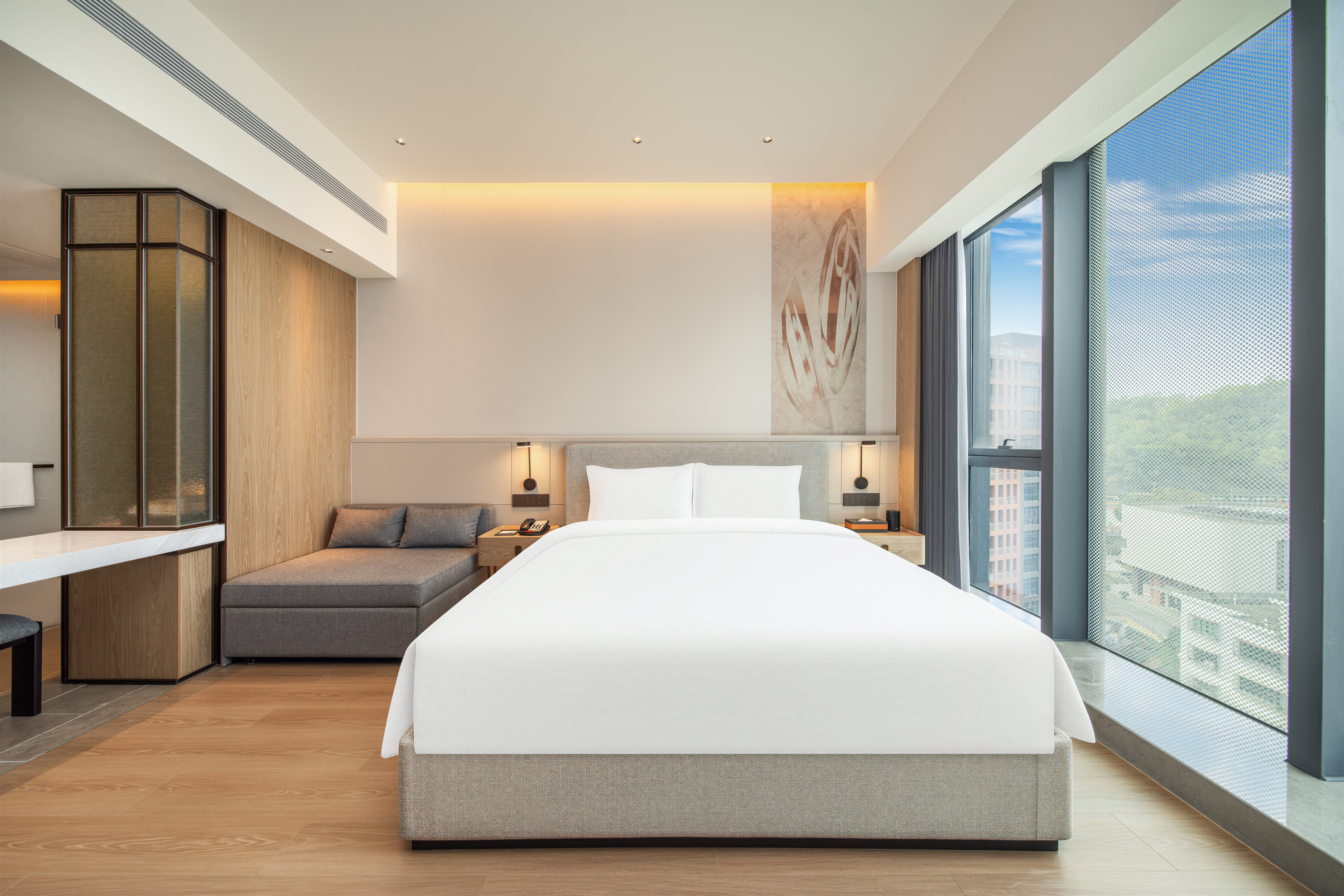 Holiday Inn Zhuhai City Center 20/50