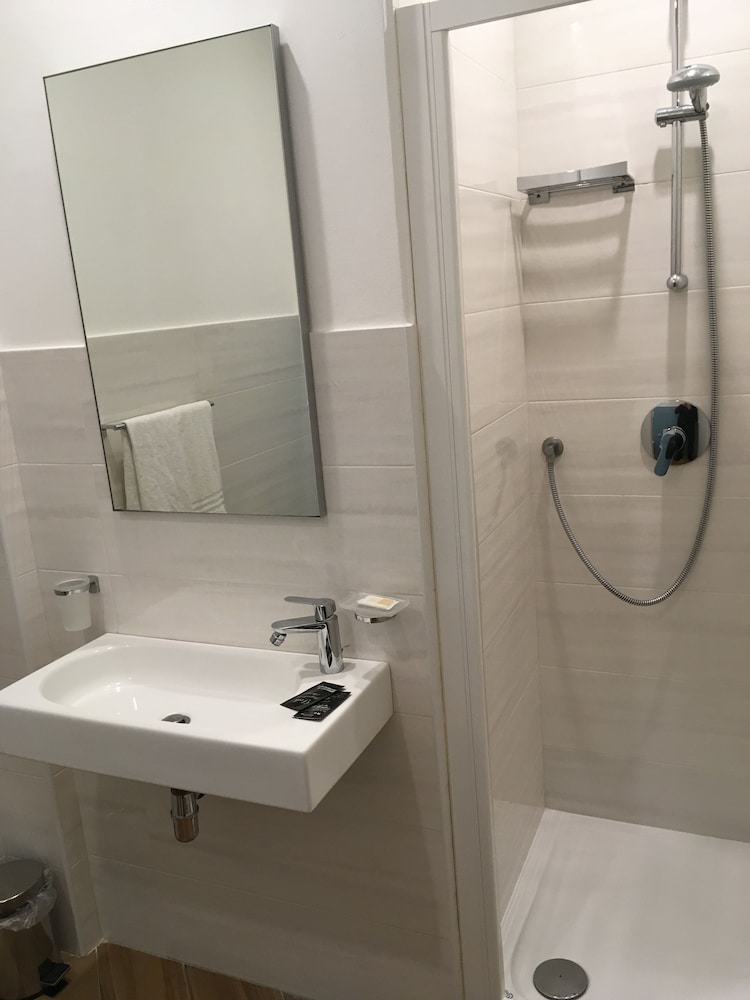 Hotel Il Pirata 6/40
