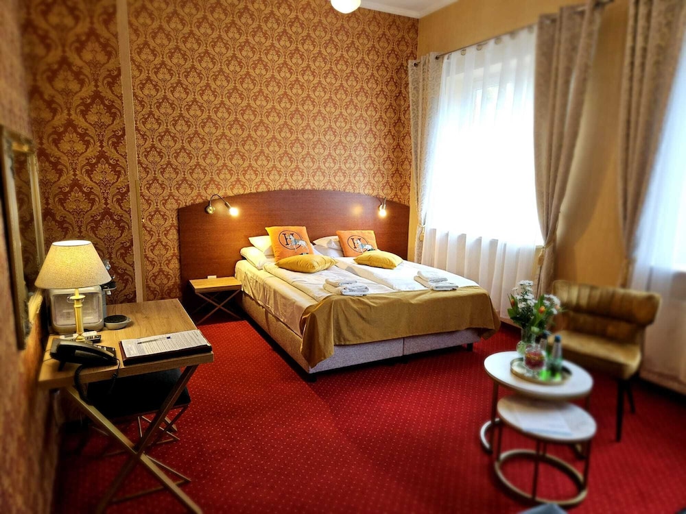 Hotel Galicja 18/70