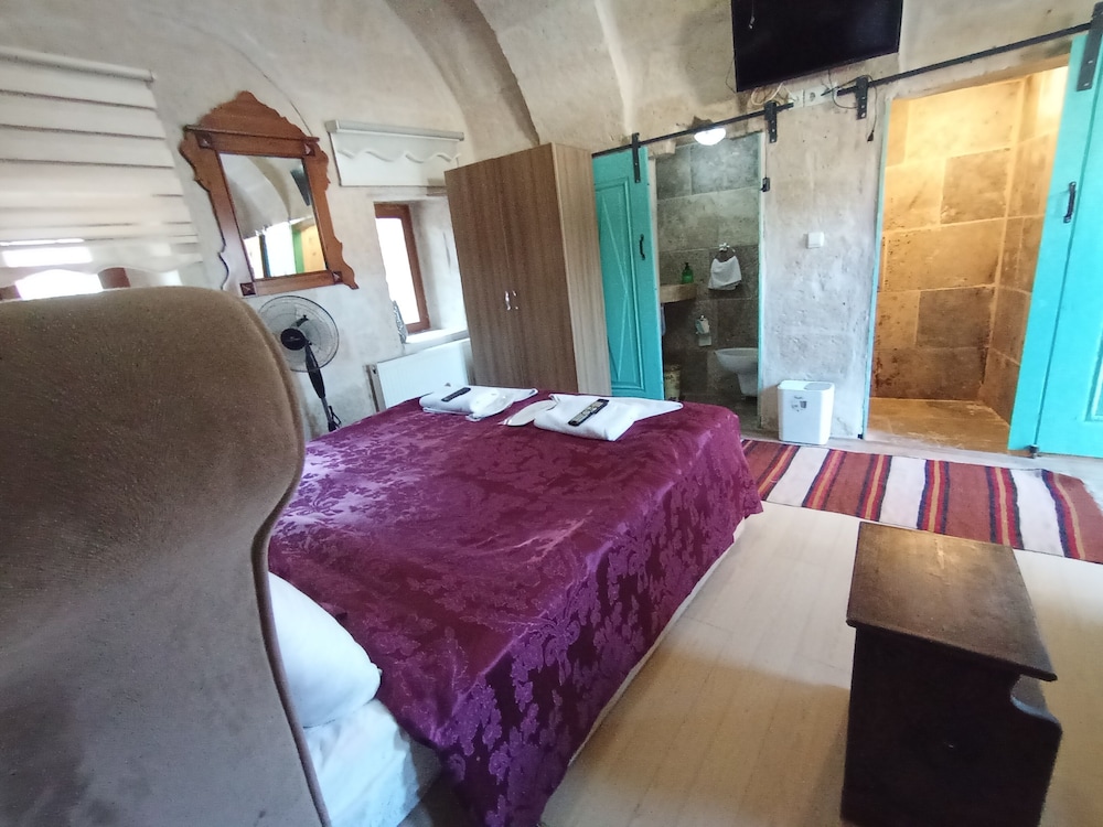 Sandik Cave Hotel 10/50