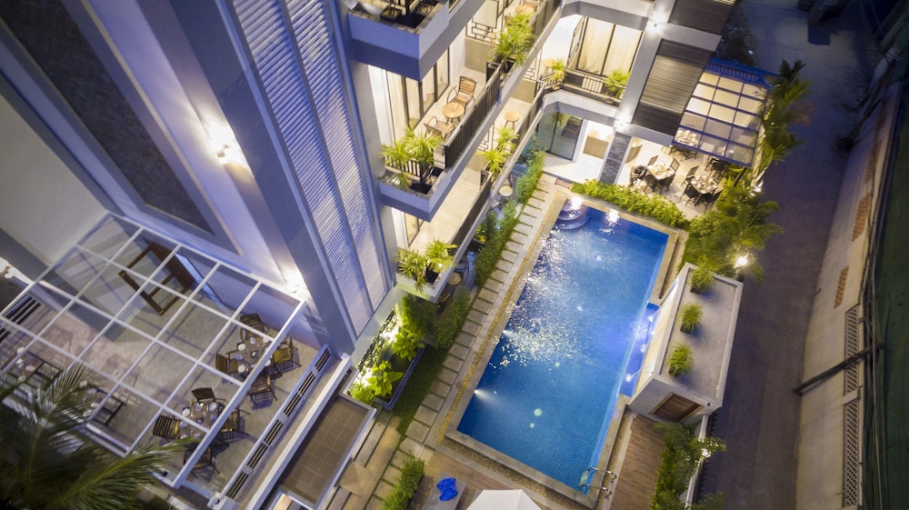The Tito Suite Residence 2/50