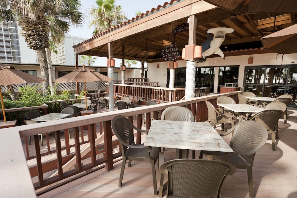 ISLA GRAND BEACH RESORT 24/50
