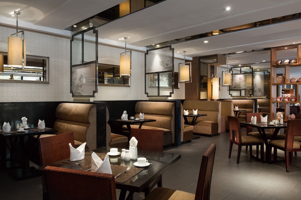 Jinling Riverside Hotel 23/39