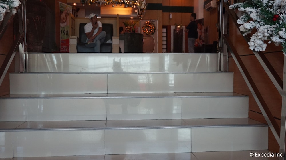 Hotel Sogo Dau Pampanga 19/33