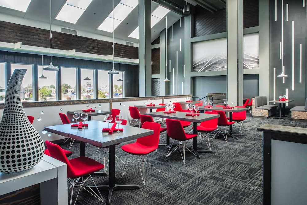 Red Lion Hotel Kennewick Columbia Center 36/38
