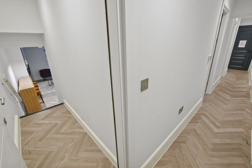 Lobby at Victoria House by Aeria Apartments, READING - UK