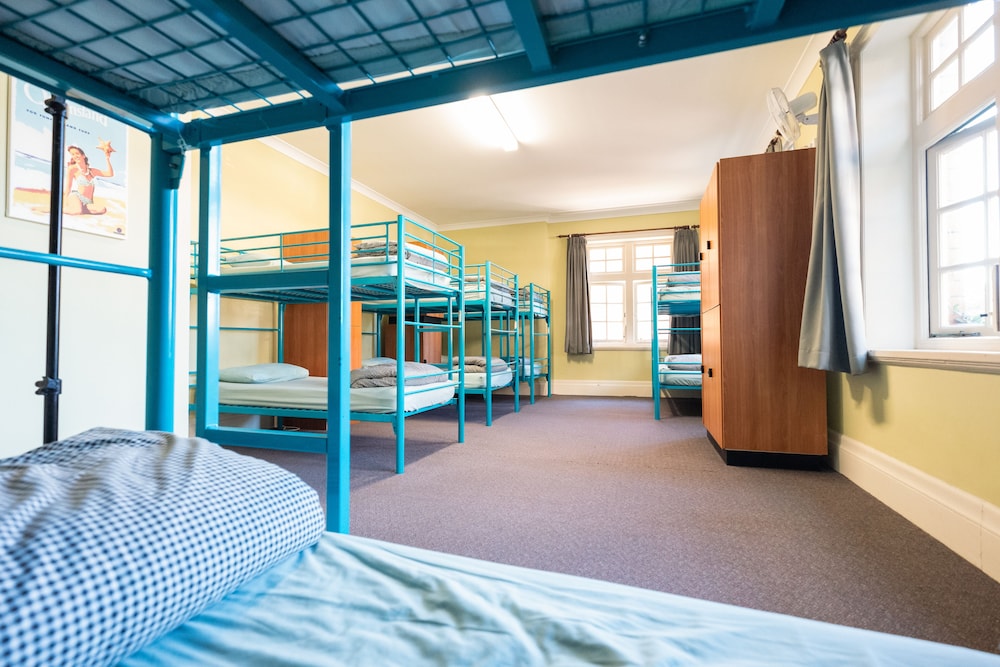 YHA Newcastle Beach 28/30