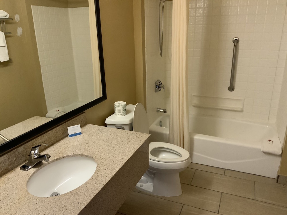 Days Inn by Wyndham Wauseon 19/49