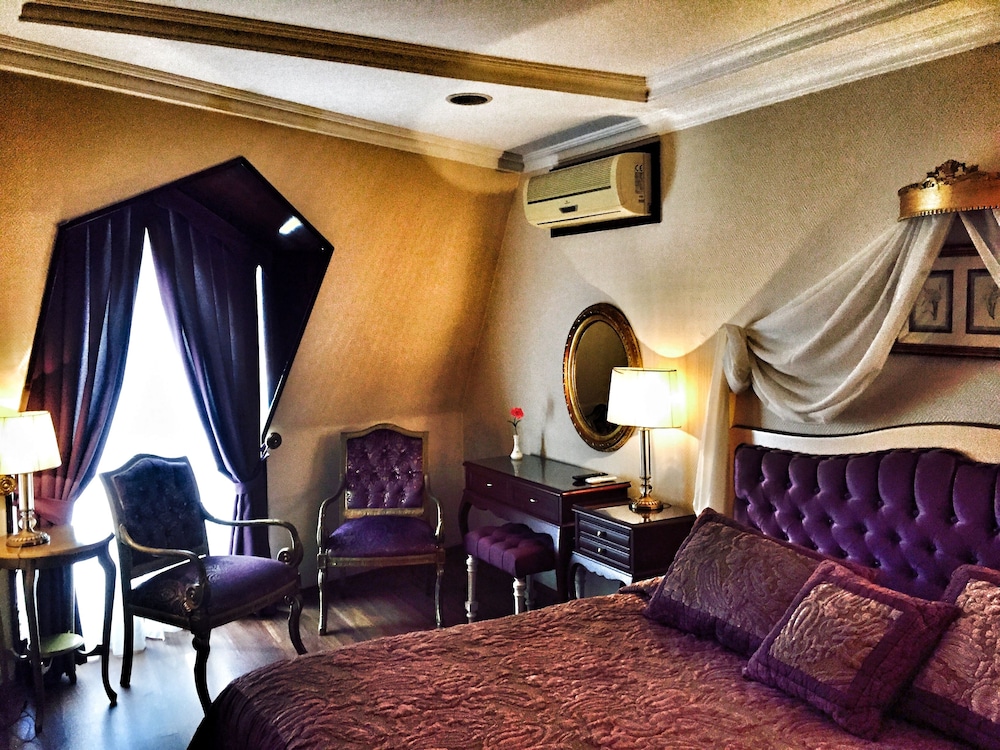 Hotel Daphne 52/64