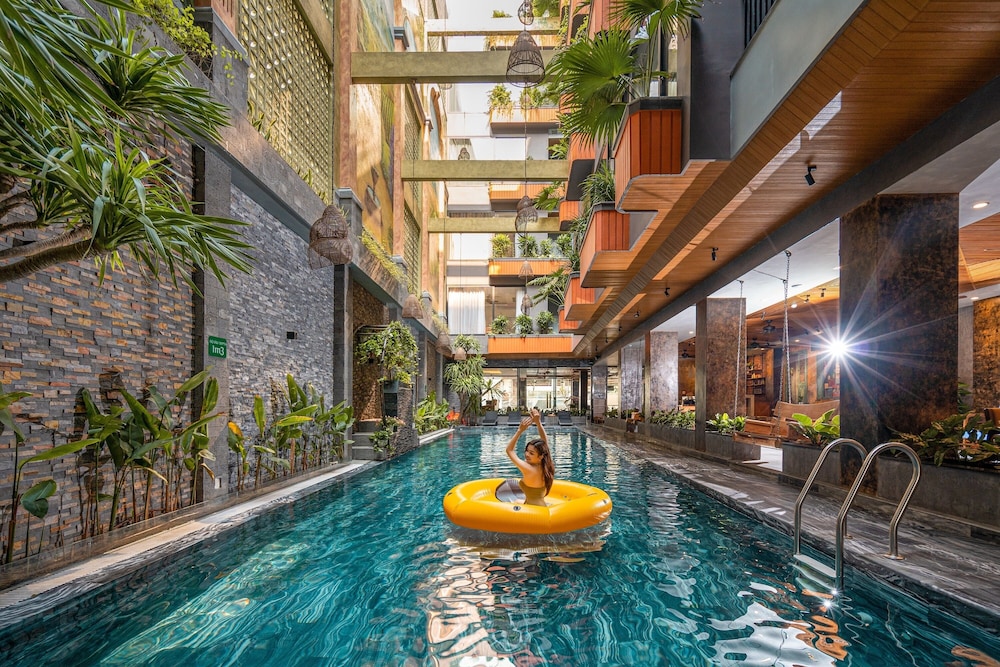Chi House Danang 64/68
