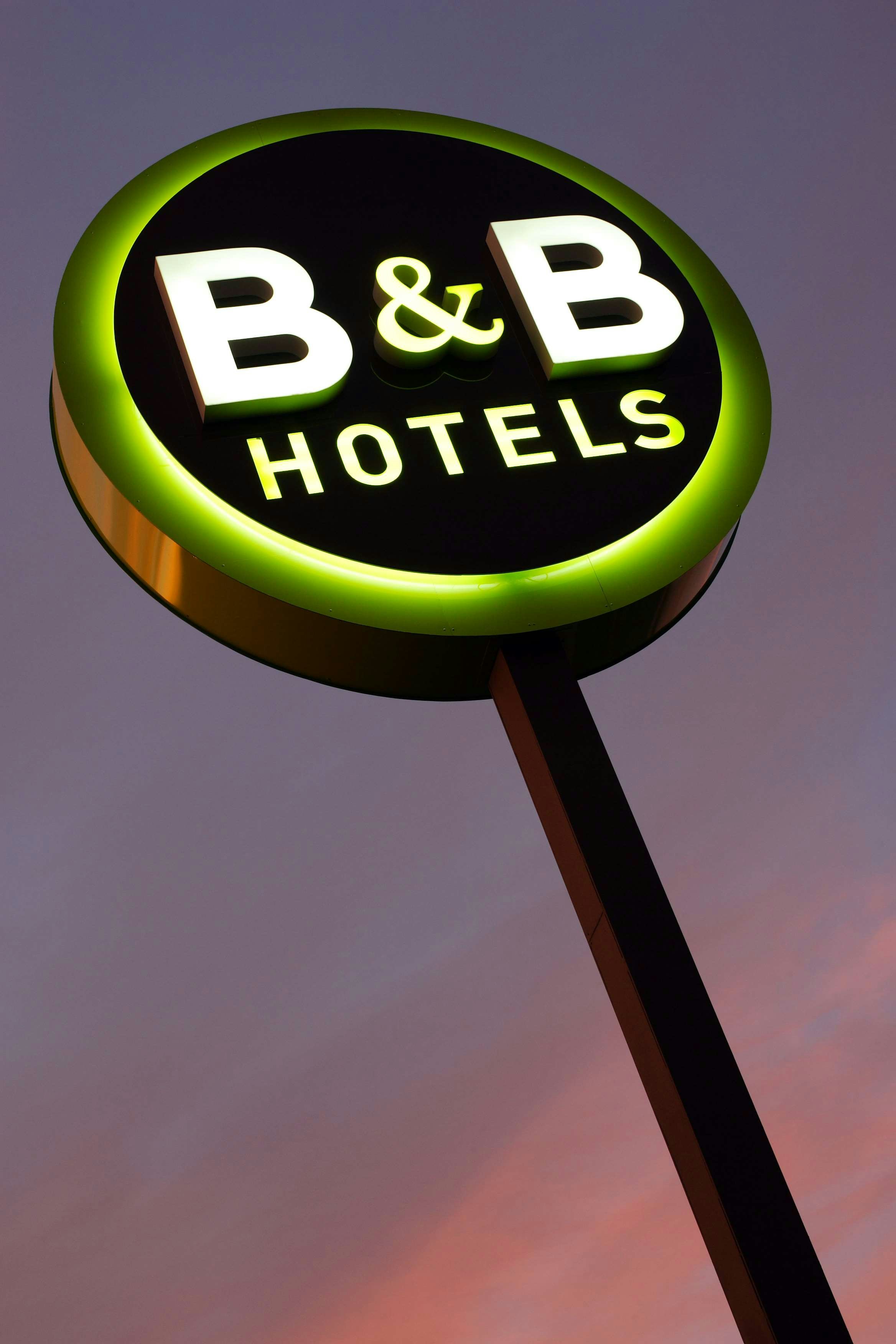 B&B HOTEL Pau Zenith 14/27
