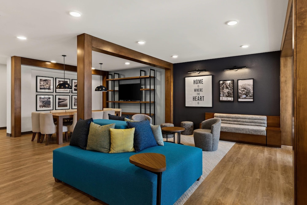 Everhome Suites Clarksville Ft. Campbell Area 37/60