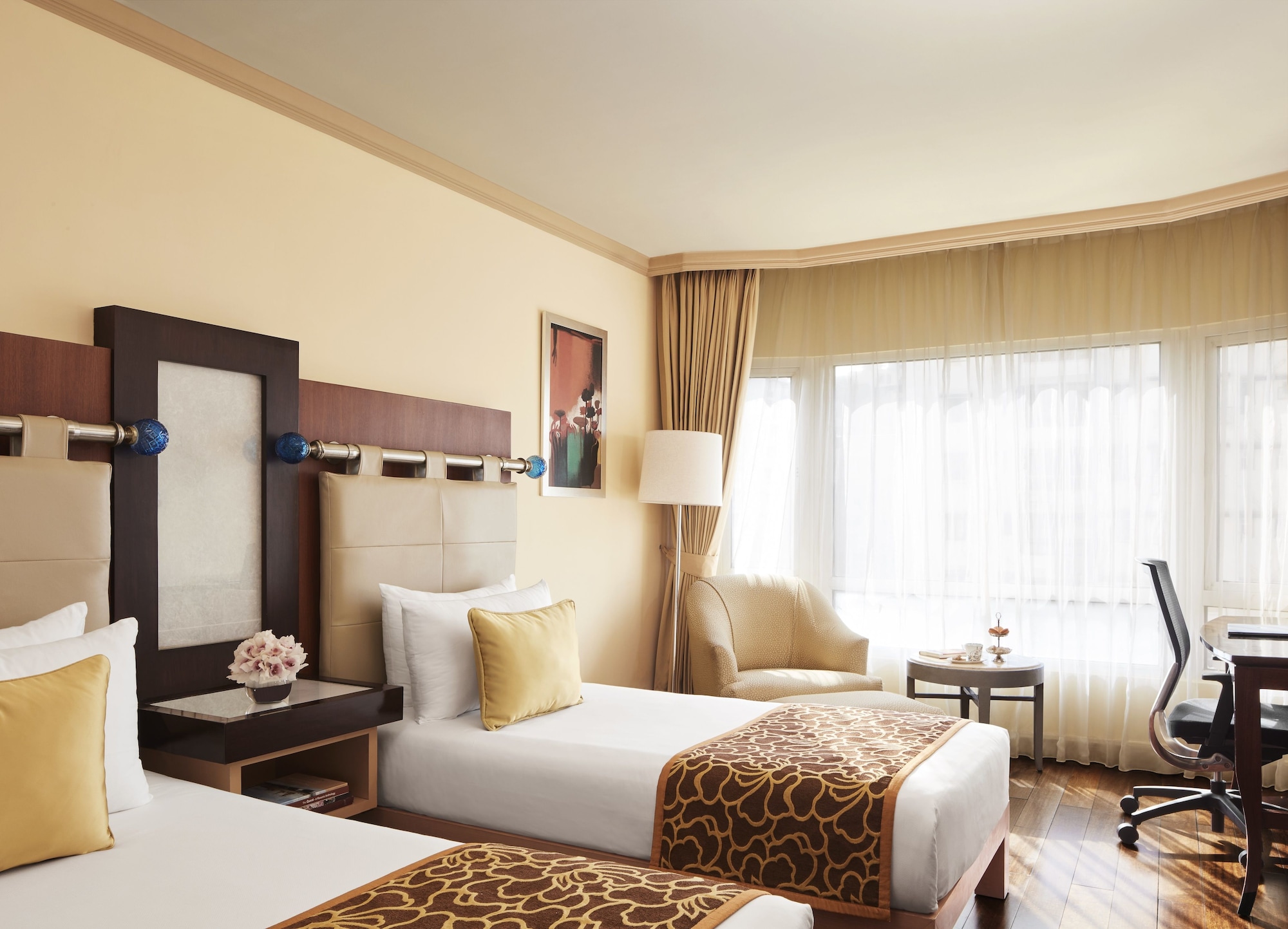 SUPERIOR, SINGLE BED, CITY VIEW