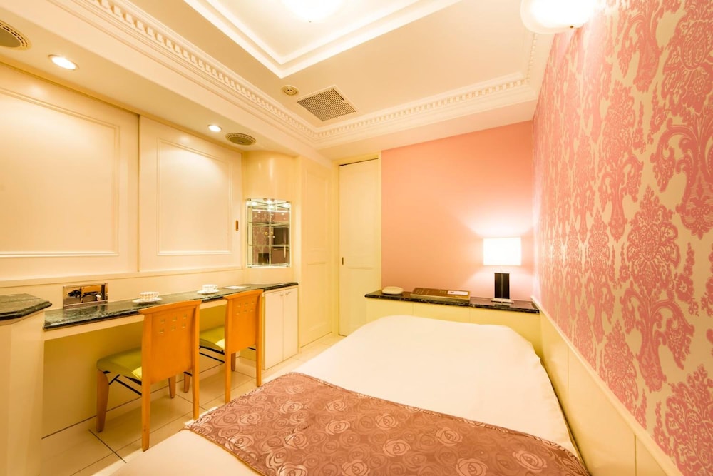 HOTEL APiO - Adults Only 25/49