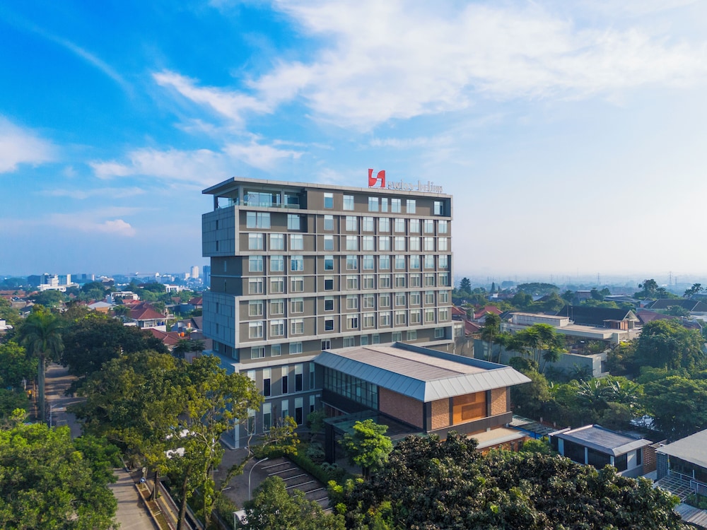 Swiss-Belinn Bogor 6/57