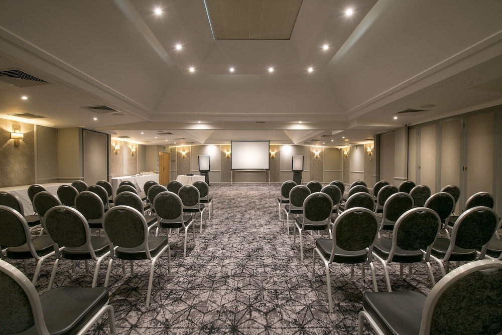 The Westmead Hotel 41/45