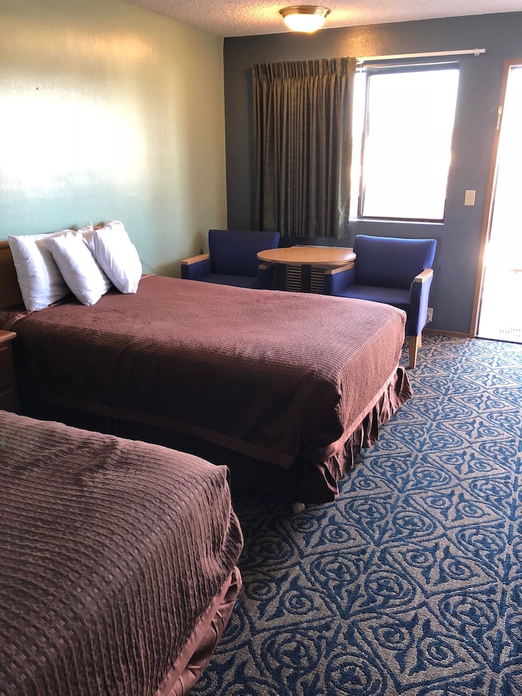 Sumner Motor Inn 34/55