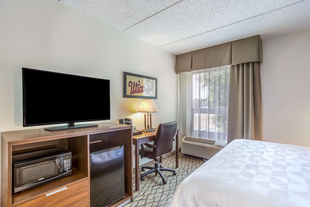 Burrstone Inn, an Ascend Collection Hotel 23/55