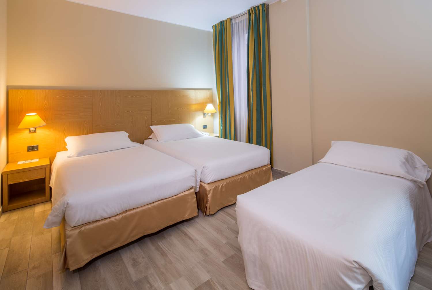 Best Western Cavalieri Della Corona Hotel 13/55