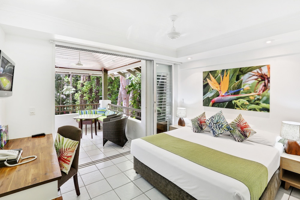 The Reef Retreat 24/63