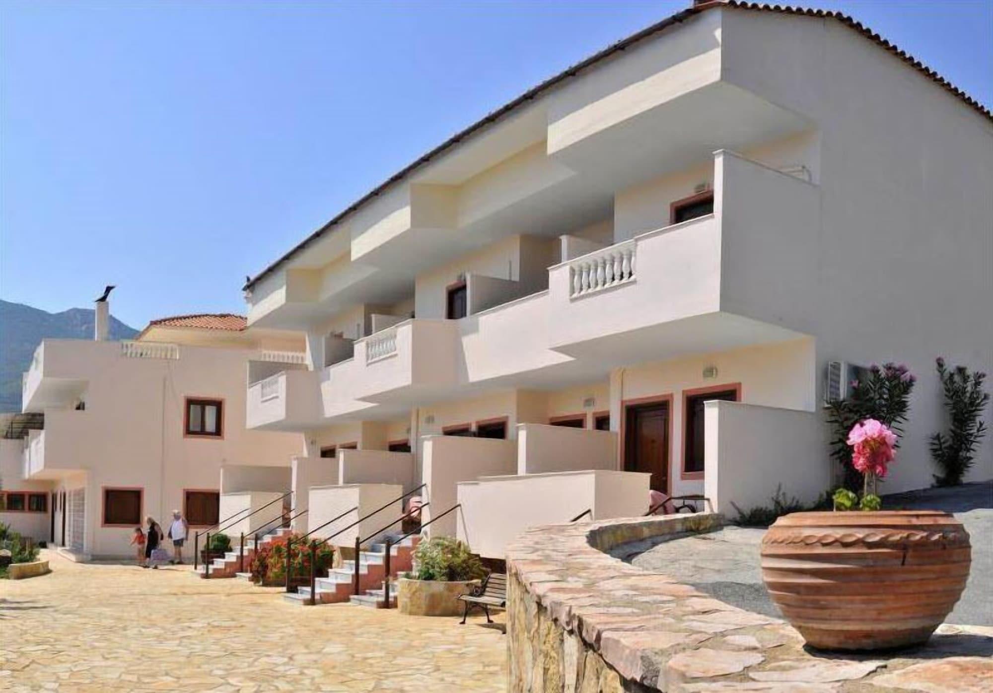Aristotelis Hotel 9/52