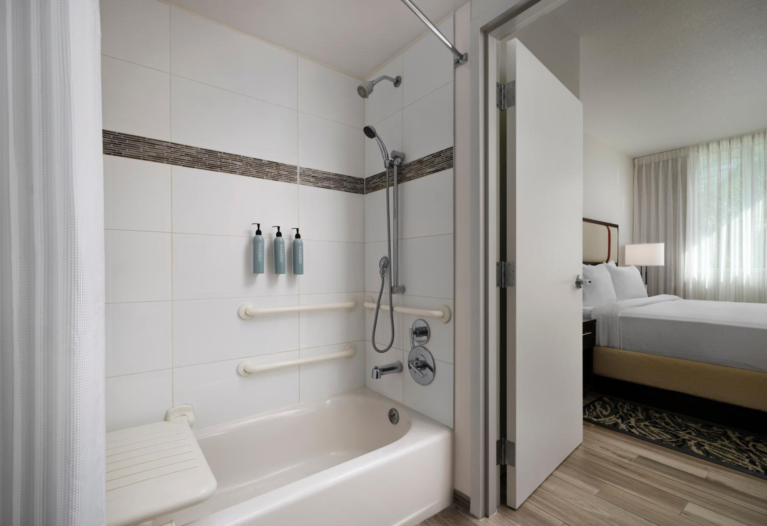 Suite, King Bed, Sofa, Accessible, Residence Inn Miami Beach Surfside 8/10