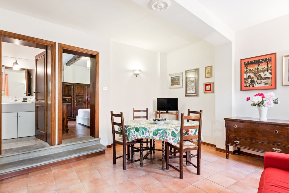 Pratello centrale e funzionale Apartment 10/14