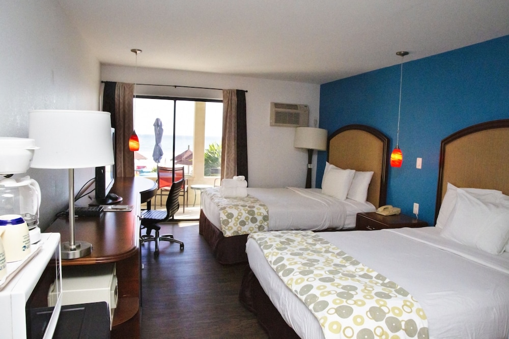 Dream Inn 16/69