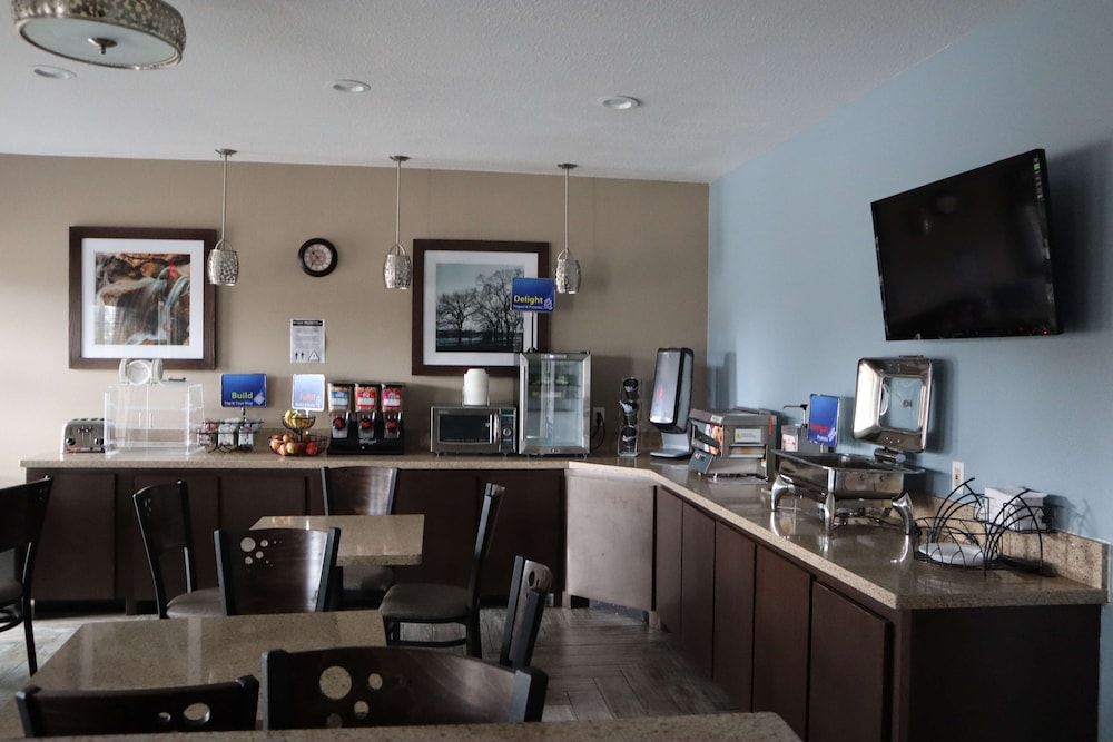 Best Western Lake Conroe Inn 30/36