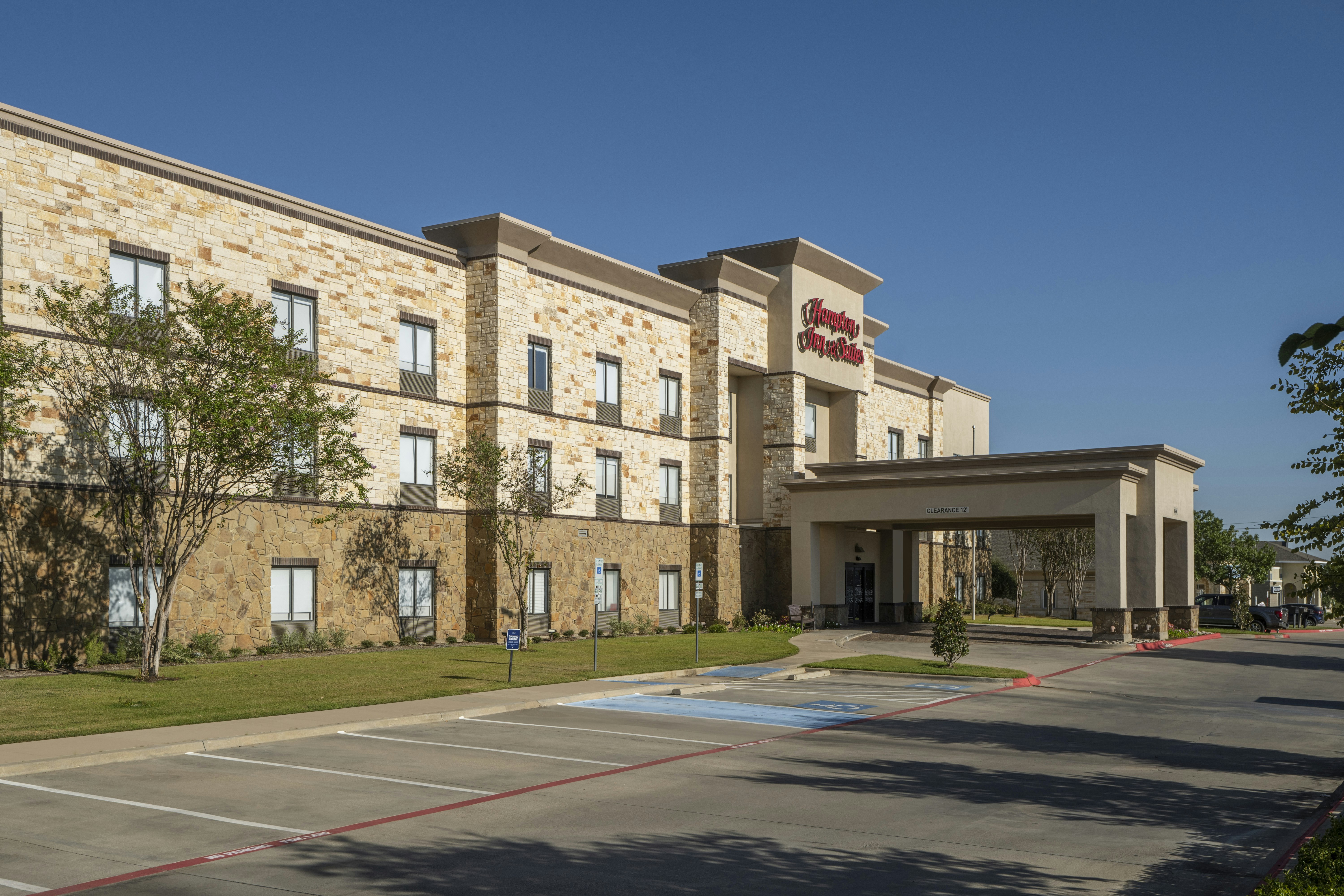 Hampton Inn and Suites Mansfield 11/13